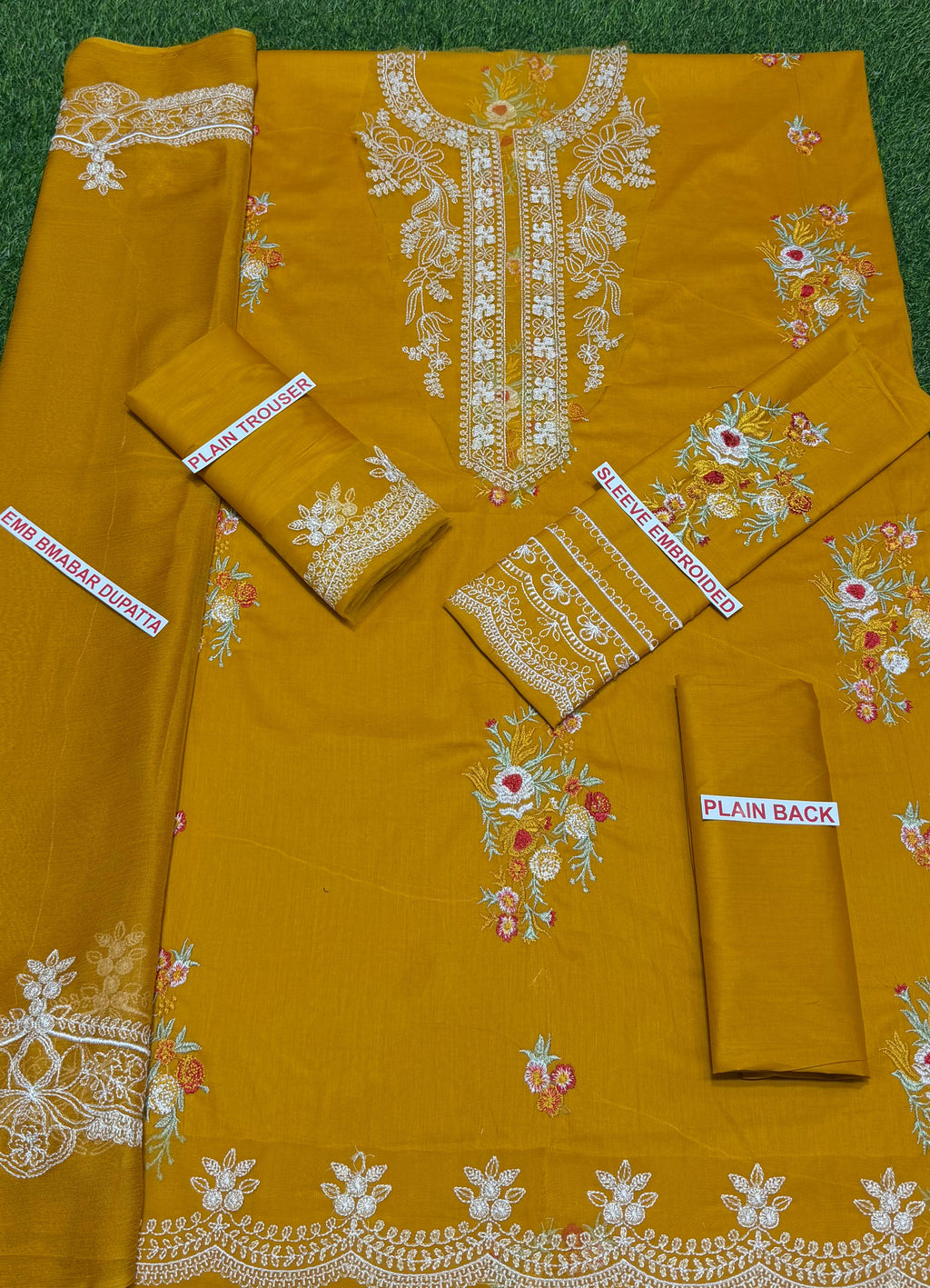 CRIMSON EMBROIDERED 3PC LAWN