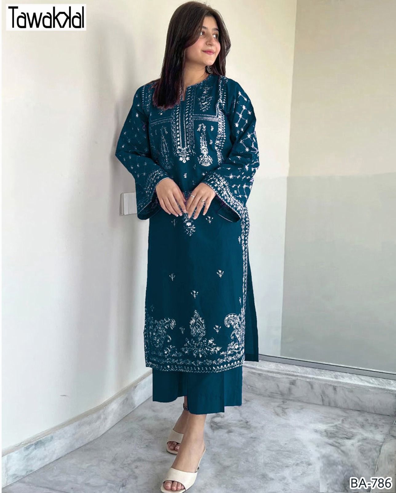 TAWAKAL EMBROIDERED 2PC